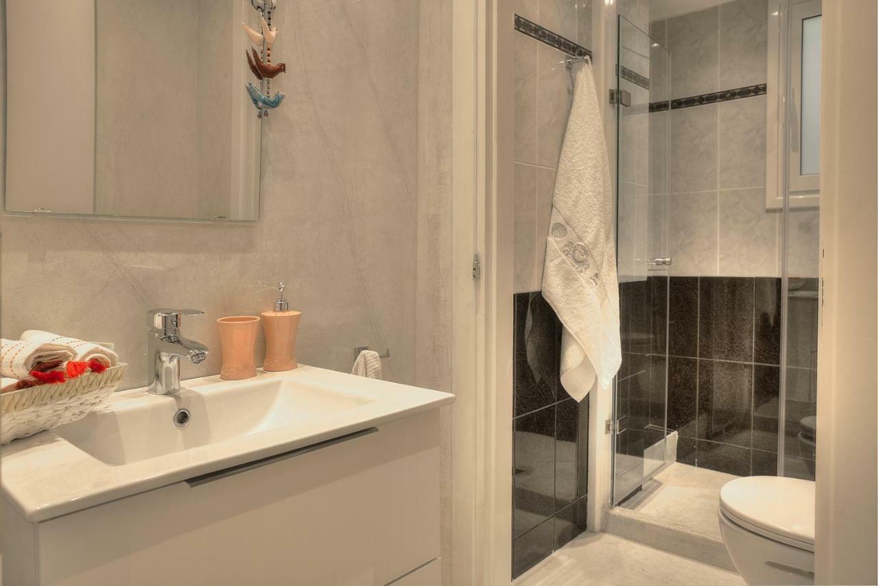 Downtown Glyfada Smart Apartment Athen Eksteriør billede